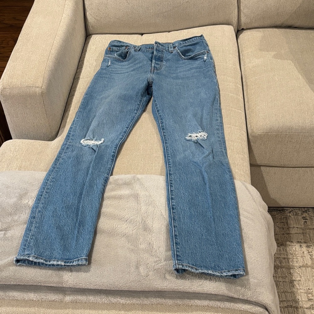 Levi's Blue Straight Leg Women Jeans